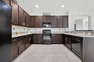 8135 Cantabria Falls Dr, Boynton Beach, FL 33473 - Photo 15