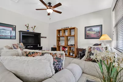 8135 Cantabria Falls Drive, Boynton Beach, FL 33473 - Photo 23