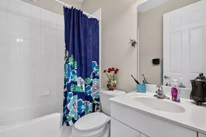 8135 Cantabria Falls Drive, Boynton Beach, FL 33473 - Photo 43