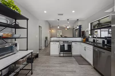 2482 Bedford Mews Drive, Wellington, FL 33414 - Photo 17