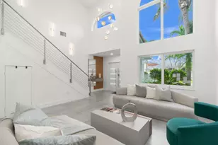 52 Gables Blvd, Weston, FL 33326 - Photo 11