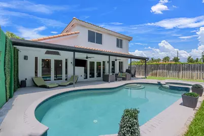 52 Gables Boulevard, Weston, FL 33326 - Photo 37