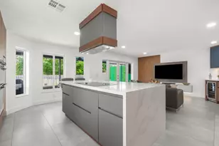 52 Gables Blvd, Weston, FL 33326 - Photo 15