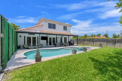 52 Gables Boulevard, Weston, FL 33326 - Photo 31