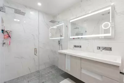 52 Gables Boulevard, Weston, FL 33326 - Photo 23