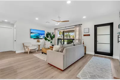 300 SE 8th Avenue, Deerfield Beach, FL 33441 - Photo 11