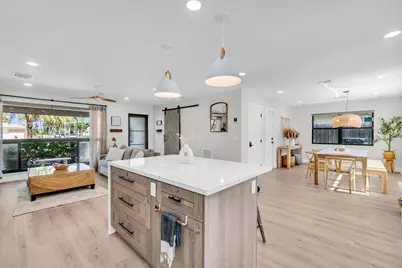 300 SE 8th Avenue, Deerfield Beach, FL 33441 - Photo 17
