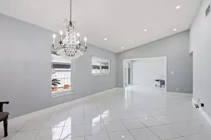 8621 Jasmine Way, Boca Raton, FL 33496 - Photo 7