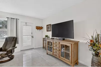 438 Tilford U, Deerfield Beach, FL 33442 - Photo 5