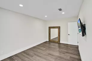 343 Layne Blvd, Hallandale Beach, FL 33009 - Photo 23