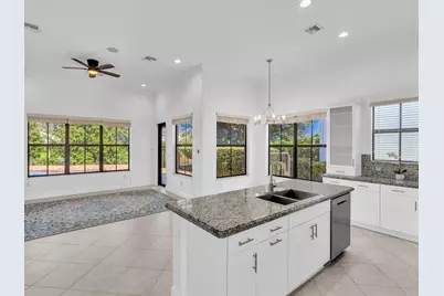 2680 NW 84th Way, Pembroke Pines, FL 33024 - Photo 17