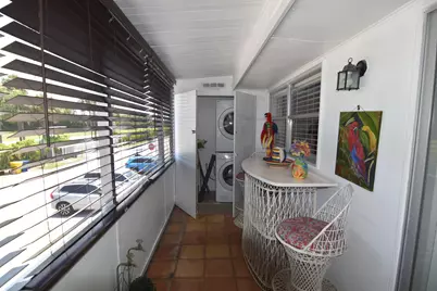 237 Saxony E, Delray Beach, FL 33446 - Photo 15