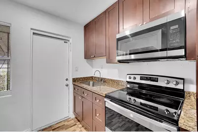 1646 NE 150th Street #1, Miami, FL 33181 - Photo 11