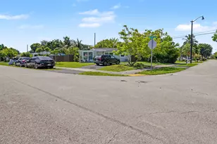2480 NE 13th Terrace, Pompano Beach, FL 33064 - Photo 27