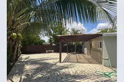 2480 NE 13th Terrace, Pompano Beach, FL 33064 - Photo 3