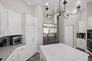 15554 SW 16th St, Davie, FL 33326 - Photo 13