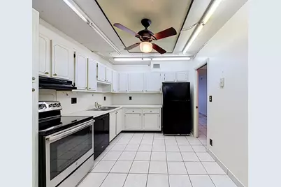 2850 Forest Hills Boulevard #212, Coral Springs, FL 33065 - Photo 17