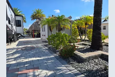 609 SW 42nd Cove, Okeechobee, FL 34974 - Photo 3