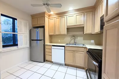 4266 Deste Court #101, Lake Worth, FL 33467 - Photo 9