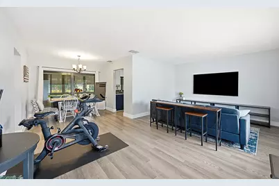 8370 NW 26th Place, Sunrise, FL 33322 - Photo 3
