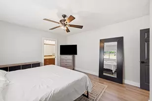8370 NW 26th Pl, Sunrise, FL 33322 - Photo 13