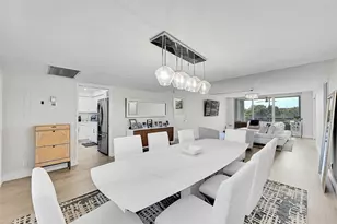 555 Oaks Ln, Pompano Beach, FL 33069 - Photo 1