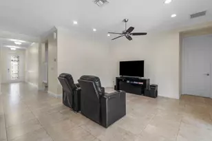 9617 SW Gum Tree Ct, Port Saint Lucie, FL 34987 - Photo 5