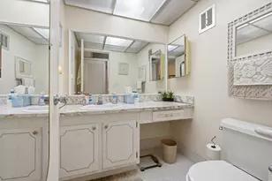 108 Greenbrier C, West Palm Beach, FL 33417 - Photo 7