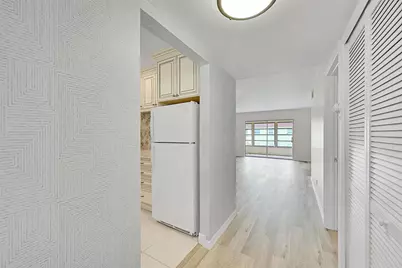 23 Abbey Lane #202, Delray Beach, FL 33446 - Photo 5