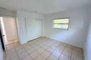 432 NW 42nd St, Oakland Park, FL 33309 - Photo 11