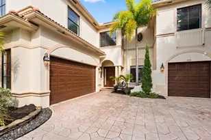 1215 Creekside Dr, Wellington, FL 33414 - Photo 3