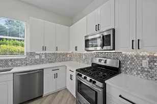 1215 Creekside Dr, Wellington, FL 33414 - Photo 21