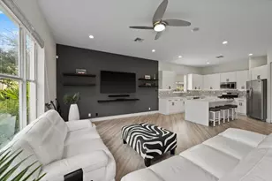 1215 Creekside Dr, Wellington, FL 33414 - Photo 17
