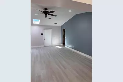 450 SW Eyerly Avenue, Port Saint Lucie, FL 34983 - Photo 5