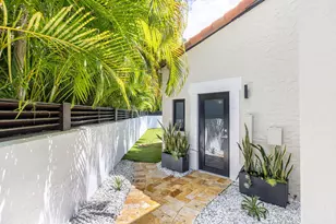 290 NW 6th St, Boca Raton, FL 33432 - Photo 77