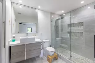 290 NW 6th St, Boca Raton, FL 33432 - Photo 47
