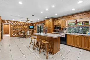 4201 SW 102nd Ave, Davie, FL 33328 - Photo 13