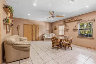 4201 SW 102nd Ave, Davie, FL 33328 - Photo 11