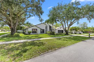 1146 Reading Terrace, Wellington, FL 33414 - Photo 3