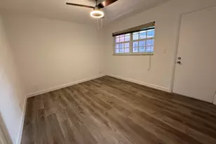 640 Tennis Club Dr, Fort Lauderdale, FL 33311 - Photo 11