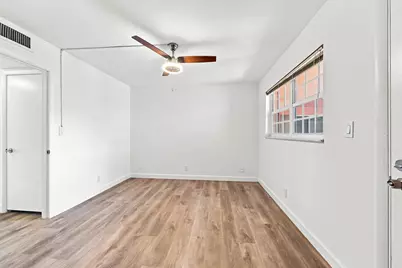 640 Tennis Club Drive #307, Fort Lauderdale, FL 33311 - Photo 11
