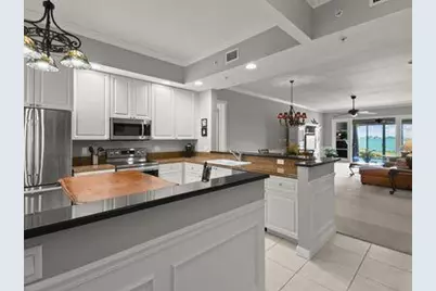 4 Harbour Isle Drive E #106, Fort Pierce, FL 34949 - Photo 3