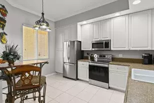 4 Harbour Isle Dr E, Fort Pierce, FL 34949 - Photo 7