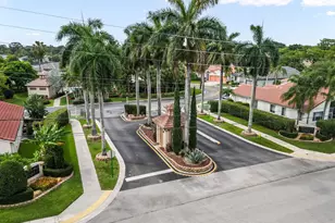 8754 NW 75th Pl, Tamarac, FL 33321 - Photo 9