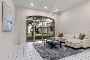 8754 NW 75th Pl, Tamarac, FL 33321 - Photo 11