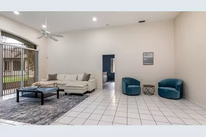 8754 NW 75th Place, Tamarac, FL 33321 - Photo 13