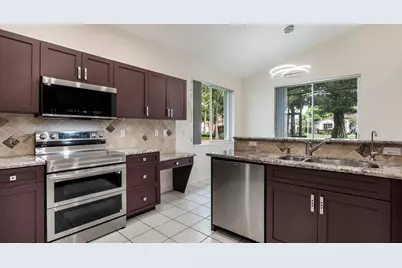 8754 NW 75th Place, Tamarac, FL 33321 - Photo 25