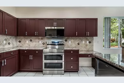 8754 NW 75th Place, Tamarac, FL 33321 - Photo 25