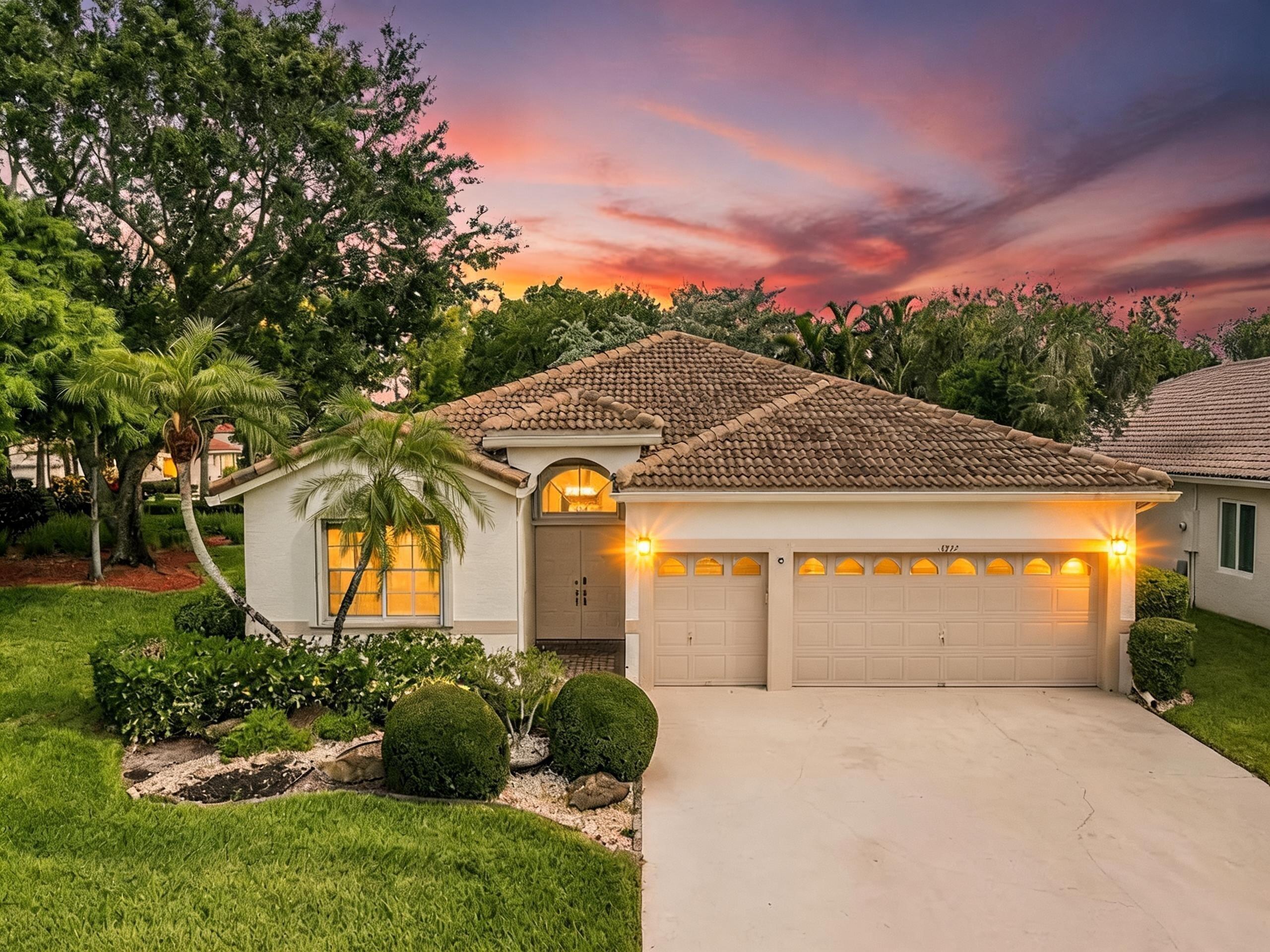 8754 NW 75th Pl main architectural view