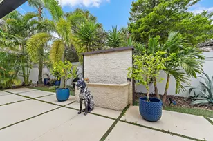 126 Seashore Dr, Jupiter, FL 33477 - Photo 5